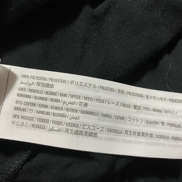 Abercrombie & Fitch Black Off-the-Shoulder Boho Dress - Picture 6 of 9